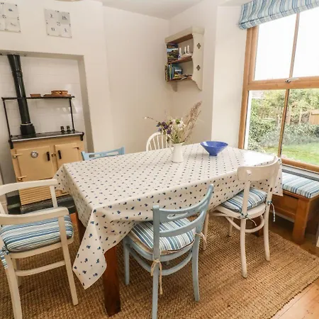 Holiday home Astrantia Lostwithiel